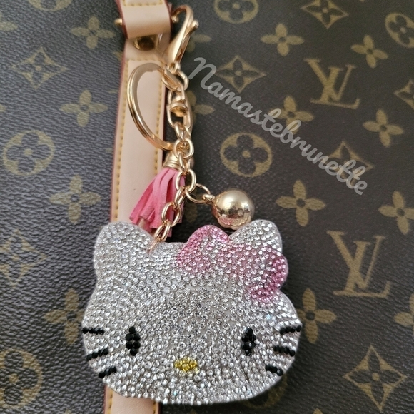 Hello Kitty Pink Bow Crystal Rhinestone Keychain Bag Charm with Tan Tass… - Picture 7 of 14